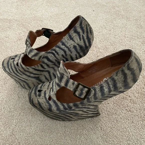 Jeffrey Campbell Tee-Off Beige Black Zebra - Picture 4 of 11